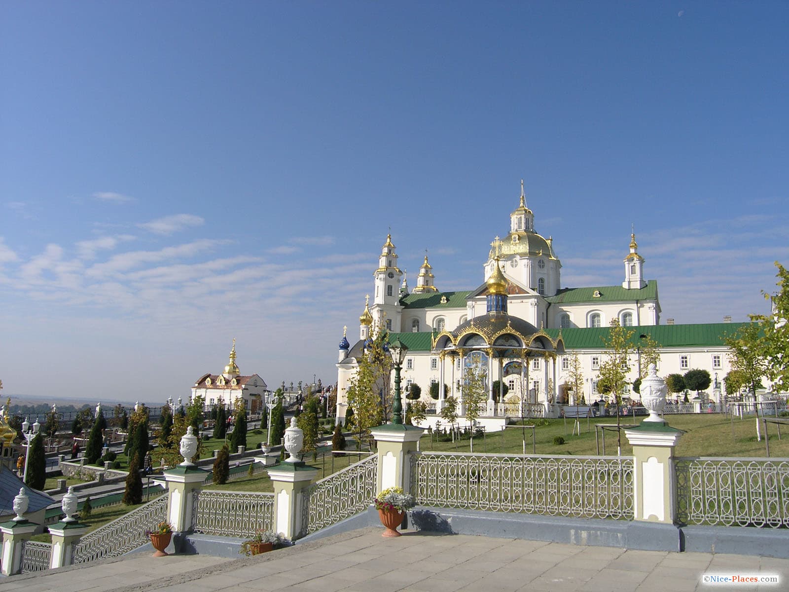 Почаев
